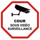 Sticker Cour sous vidéo surveillance