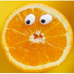 autocollant fruit rigolo noisette